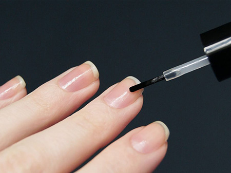 Гелевое покрытие ногтей в Алматы